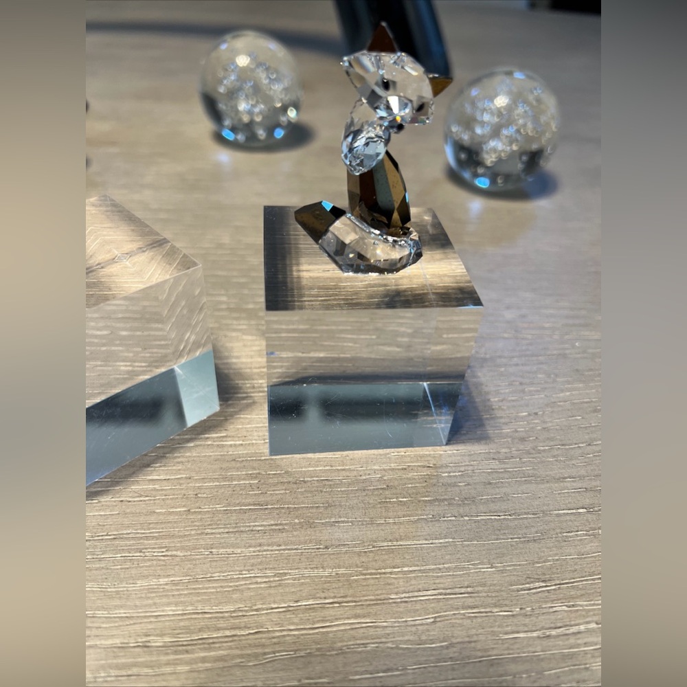 Acrylic Riser Stand Display Block Clear Polished Solid 2x2x2” 6oz Square